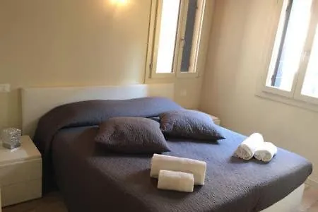 Guglia Apartman Velence